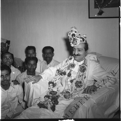 Photographs of Meher Baba from Meher Nazar Publications: Most Popular &emdash; mn3325
